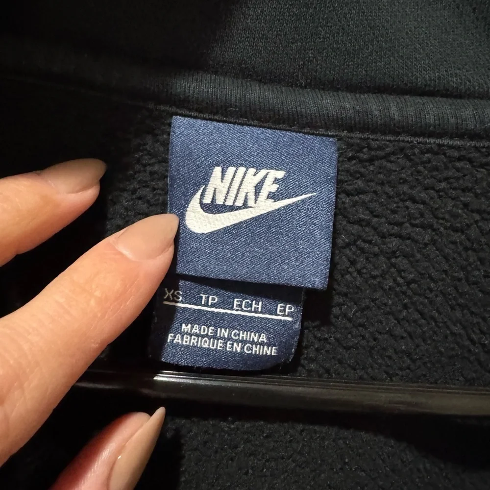 Nike Men's Black Zip-Up Sweater